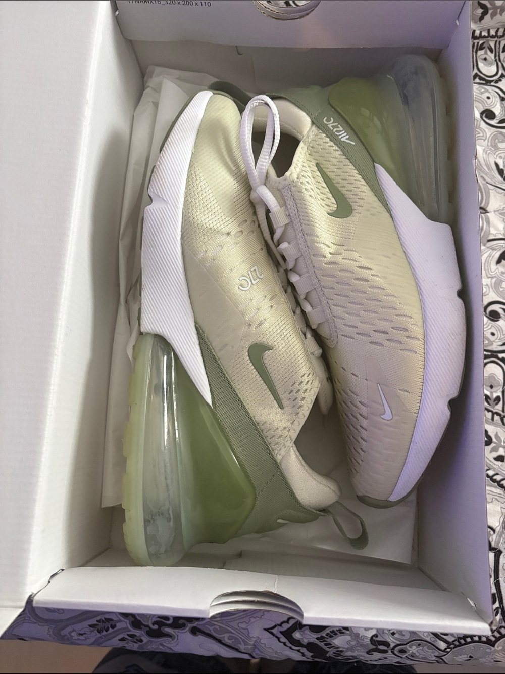Nike Air Max 270 Olive/White Trainers